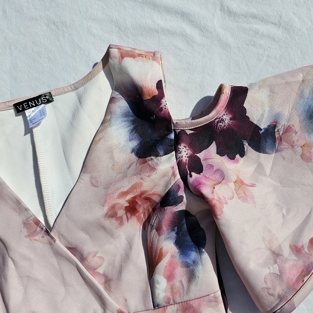 Venus floral design cold shoulder dress pink purple and blue size small - Picture 4 of 13